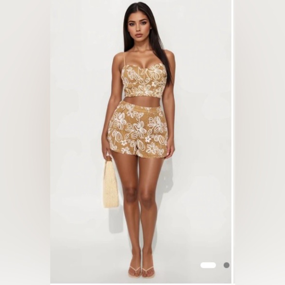 Fashion Nova Floral two piece set